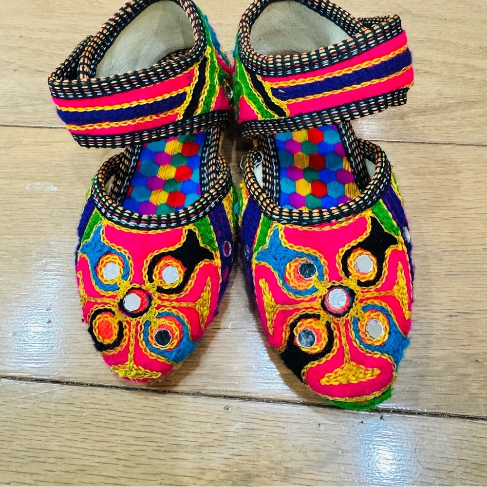 Colorful Embroidered Sandals for baby toddler size 6-7